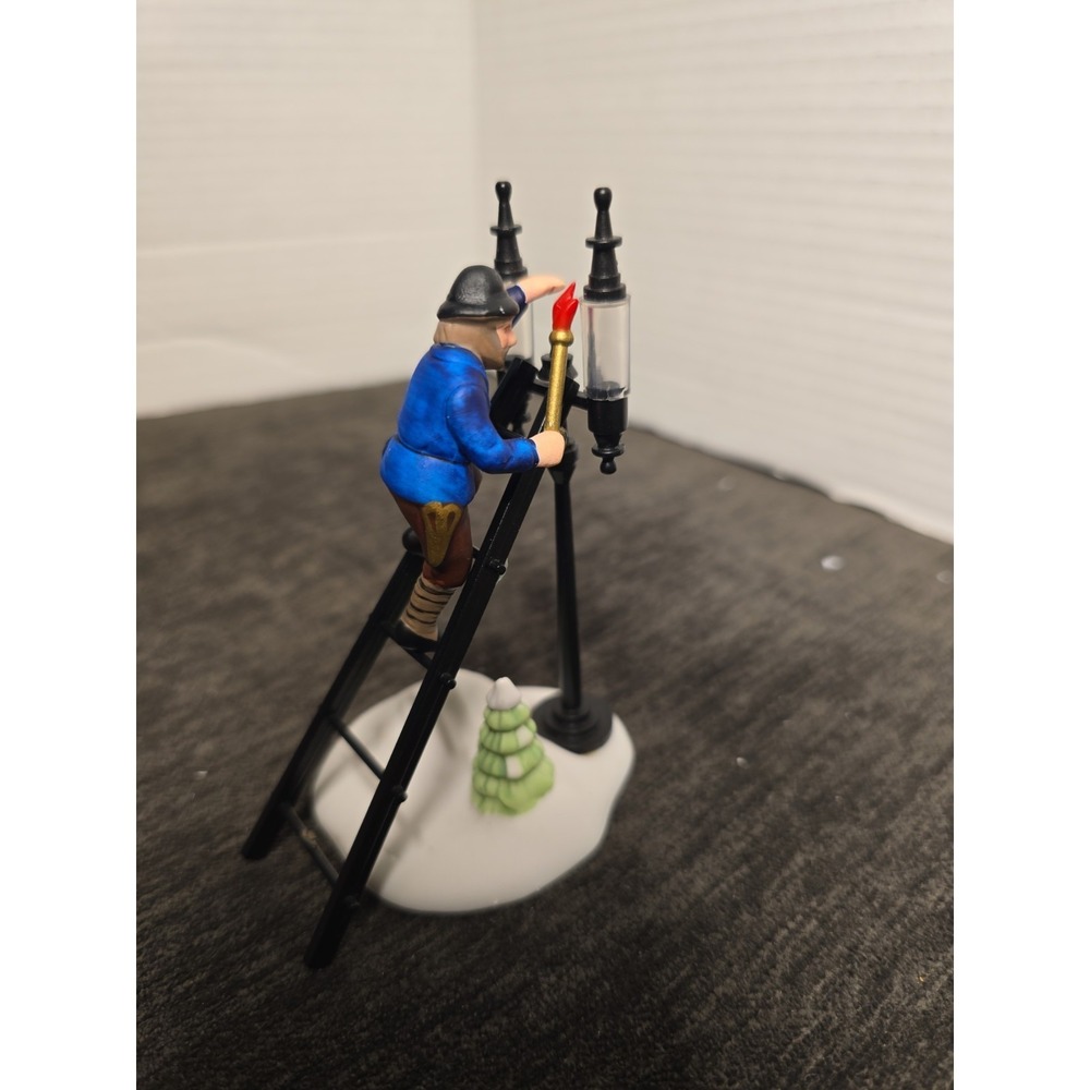 1989 Dept. 56 Heritage Village Collection "LAMPLIGHTER ACCESSORY" ~ HANDPAINTED